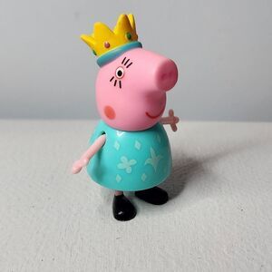 PEPPA PIG MUMMY PIG QUEEN 3” ACTION FIGURE PEPPA PLASTIC TOY Jazwares